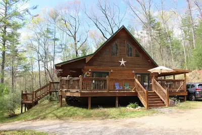 Image de Superbowl Spécial! Chalet de montagne idéalement situé à Blue Ridge, Géorgie, Murphy Nc