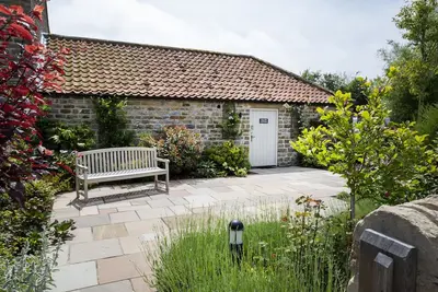 Image de Beau rez-de-chaussée, conversion de grange de deux chambres