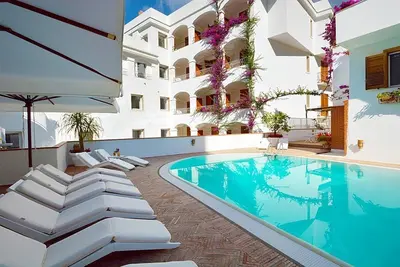 Image de Casa Alloro C: Un studio confortable situé dans le centre de Minori et à quelques mètres de la mer.