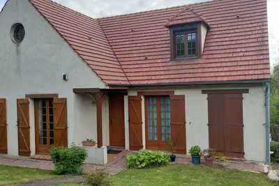 Grande maison familiale Meaux, proximité Disney. Idéale famille ou groupe d'amis