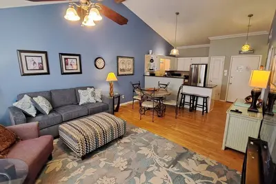 Image de Tradewinds # 703 chaud et ensoleillé!