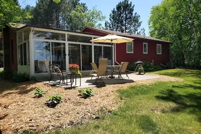 Image de Retraite au lac paisible dans la région du lac Cross!