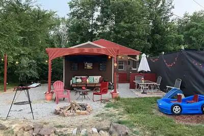 Image de Escapade et camping lunatique \"Glamping\"