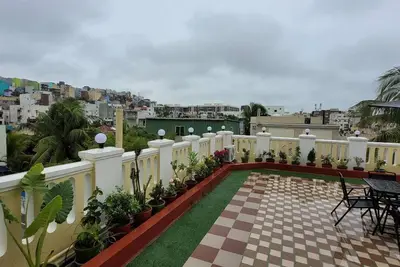 Image de Apt 9 3 bedrooms with 2 Big Halls fully furnished, With Terrace Harden Apartment