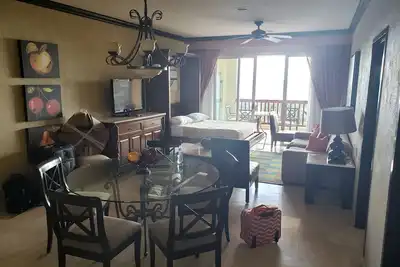 Image de Être ou ne pas être inclus à la Villa Del Palmar Cancun - McMyers