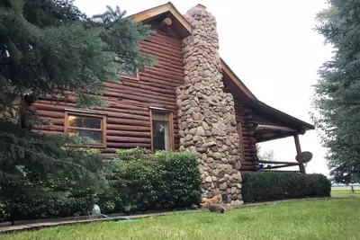 Image de Sanctuaire de la vallée de Teton caché dans les bois