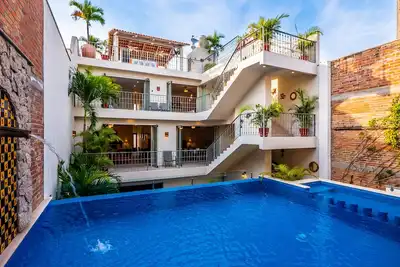Image de Casa Tc Vallarta 7 suites / piscine de nouvelle chambre au coeur de Puerto Vallarta