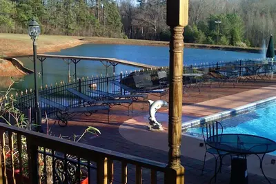 Image de Cottage de deux étages sur 62 acres Het Landhuis estate