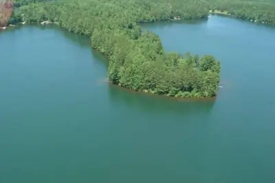 Image de Privé Accueil Lakefront sur la péninsule de Pristine Big Bass Lake