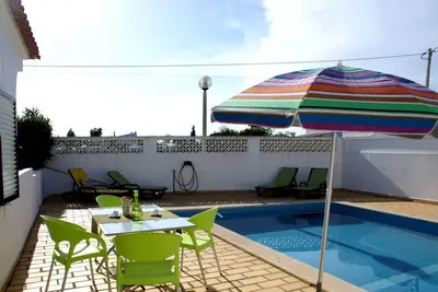 Image de Villa \"Avó Vitoria\" avec piscine privée et Internet gratuit