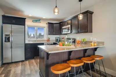 Maison totalement rénovée et moderne dans le centre-ville de Sandpoint
