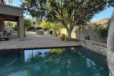 Image de Retraite de luxe piscine / spa dans une communauté fermée exclusive