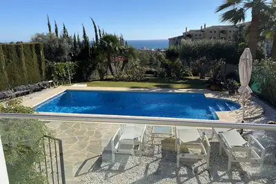 villa halcyon 24 calle huelva calahonda