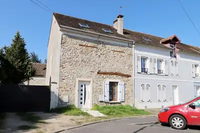 Image de Charmande maison avec petit jardin privatif