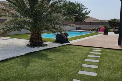 Image de Villa Plan Pied 4 Chambres à  Cairanne, Sur La Route Des Vins.