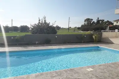Image de Confortable * Adapté aux familles * 3bdr / Appartement avec piscine - Wifi gratuit