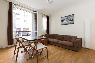 Image de Calme Cadre Chateau dans le Centre de Paris - Emplacement idéal