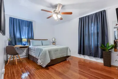 Image de Maison avec immense cour, cuisine moderne, 4 mi. à Nas Jax et au centre équestre