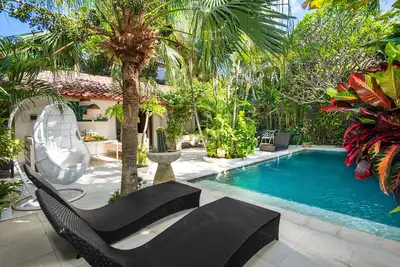 Image de Oberoi Villa de luxe 5 à 150 m de la plage Kudeta