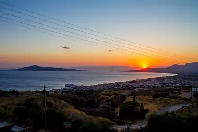 Image de Villa de campagne Neapoli avec une vue relaxante