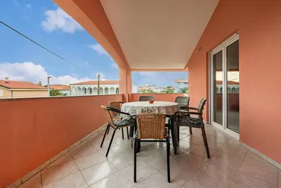 Image de Bel appartement à Vir avec WiFi