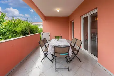 Image de Appartement confortable à Vir avec WiFi
