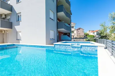 Image de Bel appartement à Podstrana avec WiFi