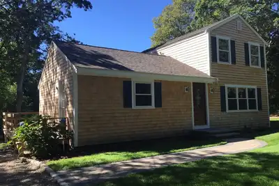 Image de Venez vous détendre dans notre Cod Getaway Cape! !