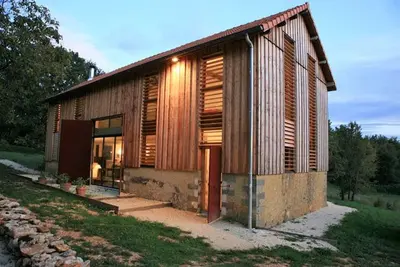 Image de Atypique! Ancien Sechoir Restaure En Loft Et Piscine Privee Chauffee Pret Sarlat