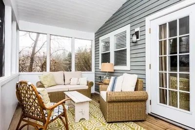 Image de Nouvellement inscrit magnifique chalet en plein cœur de Union Pier