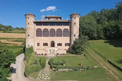 Castello di Galbino - Un château de conte de fées au pays de Saint François