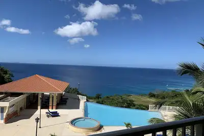 Image de Superbe condo avec vue sur l'océan, Internet, piscine, plage. . .