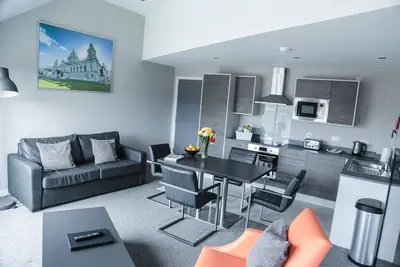 Image de Appartement spacieux sur Lisburn Road