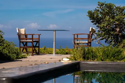 Image de 270 Oia's View Cavehouse V avec piscine privée