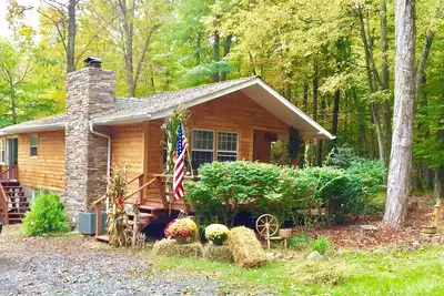 Image de Lac Wallenpaupack avec cale de bateau - 3 chambres-3 salles de bain - A / C et Wif