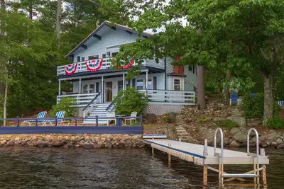 Image de Lakehouse Retreat --- un bijou caché sur Swains Lake à Barrington Nh