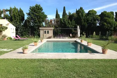 Image de Chateaurenard, villa, 8 Ă 9 pers. 4 chambres, 3 sdb, au calme, proche du village
