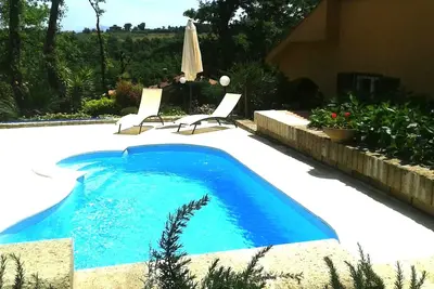 Image de Belle villa avec piscine