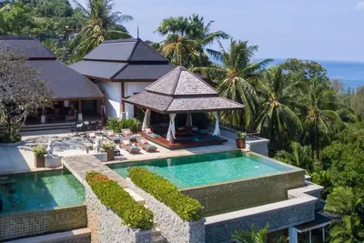 Image de Luxueuse villa, 7 chambres, piscine et vue sur la mer, chef et minibus gratuite