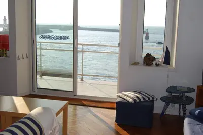 Image de Appartement Dans Maison 'pieds Dans L'eau'