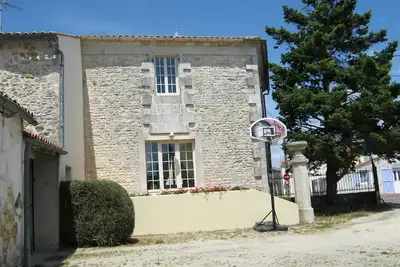 Image de Location Gîte Saint-Just-Luzac -Charente Maritime pour 5 personnes
