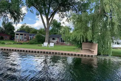 Image de Cass Lk Lakefrnt 3 Br Home; Add'l 3br Home next dr add'l bking 15 min. to Bham