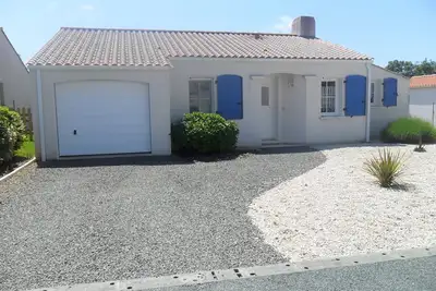 Image de Maison de vacances à 5 kms des plages, Calme et sérénité.