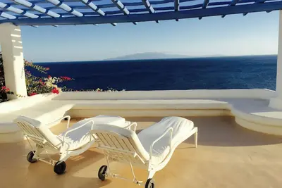 Image de Refuge de luxe avec une vue imprenable, à proximité des deux plus belles plages de Mykonos