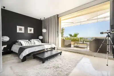 Image de 3 bedroom house with huge shared pool and spectacular sea views