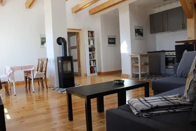 Image de Appartement à Village Green, près de Berlin, dans le village historique auberge Petershagen