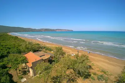 Image de Vacation Home à Orbetello avec 2 chambres à coucher, 4 couchages