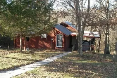 Image de Cabine Calme 2br 1bath Dans Les Bois. Entre Bloomfield et Ottumwa