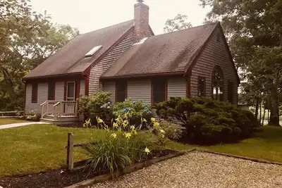 Image de Trois chambres à coucher Location de vacances situé sur Blackfish Creek à Wellfleet