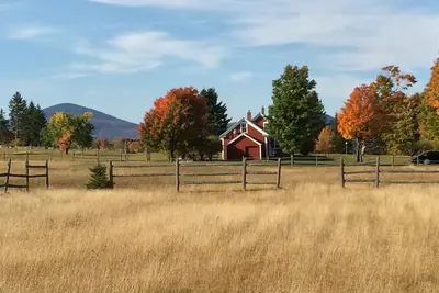 Image de 1840 Ferme Sur 90 Ac. Avec de beaux jardins, vue sur la montagne, Sauna